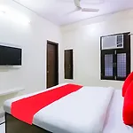 Hotel Green High - Near Akshardham Temple